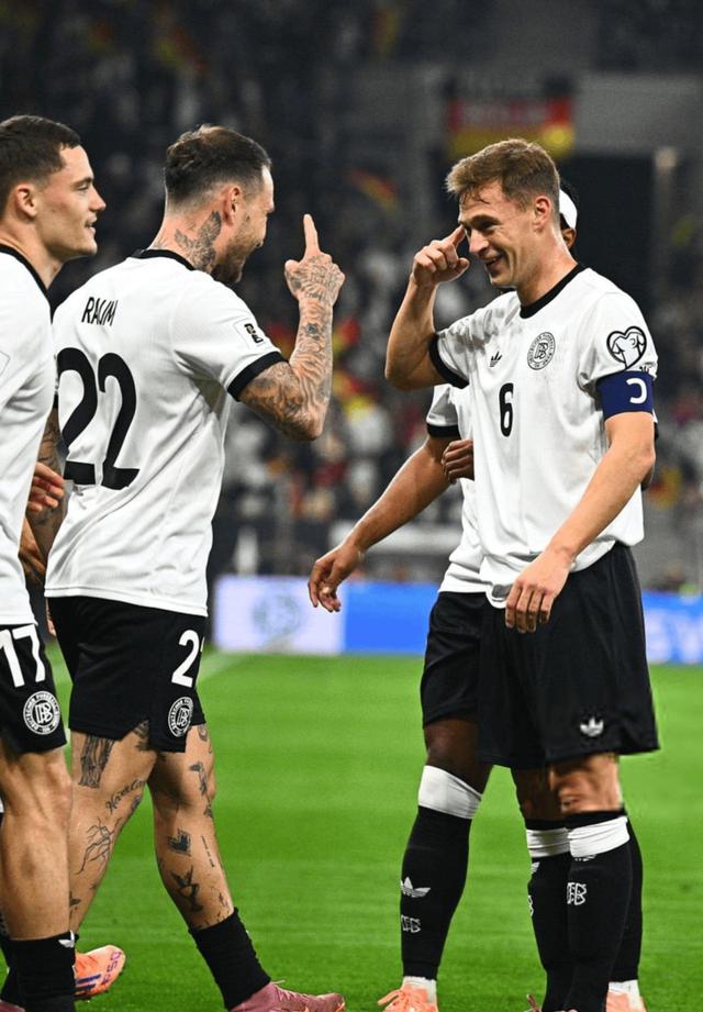 包含清晨德甲焦点战，波尔图迎来里程碑，气氛紧张，年轻球员得到机会的词条